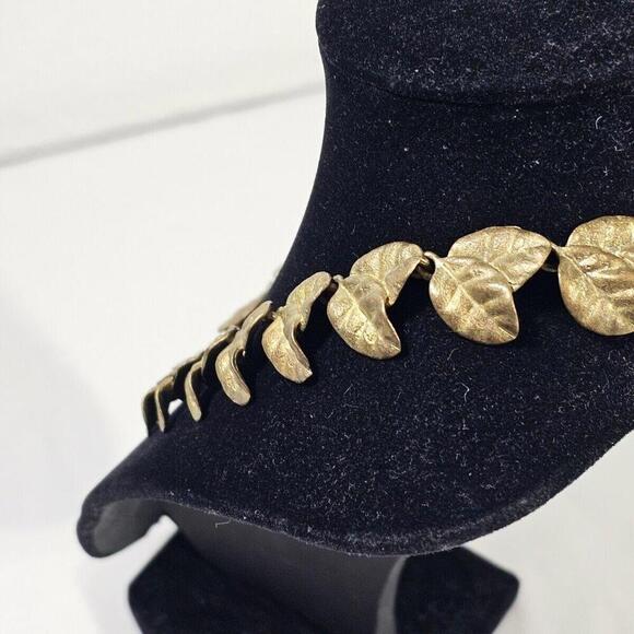 Vintage Double Row Leaf Necklace Gold Tone Mid-Century Designer 17" - Picture 6 of 8